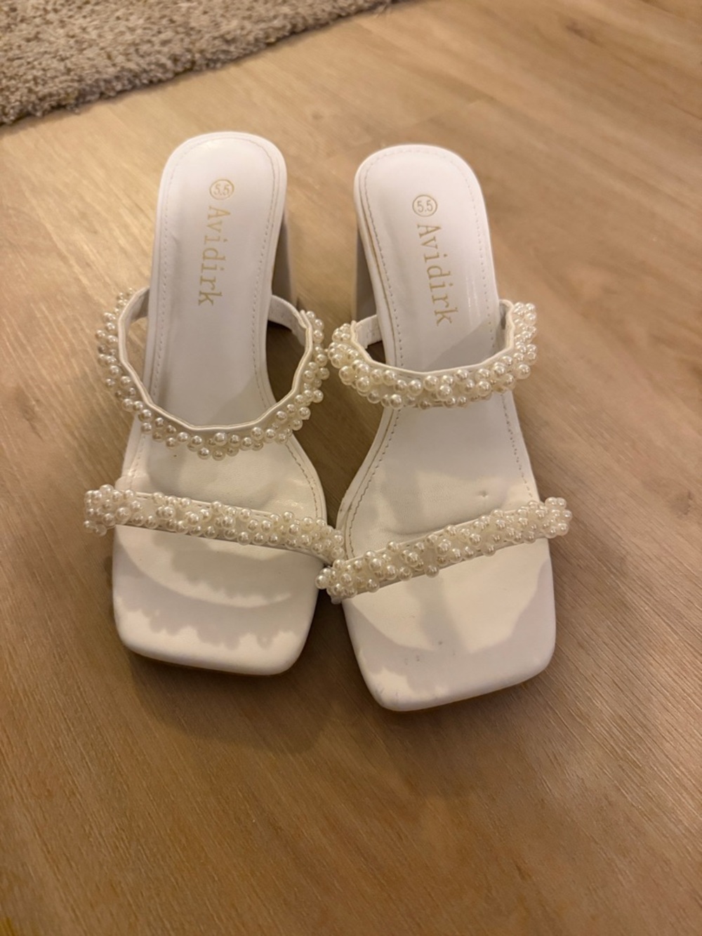 White Pearl-Embellished Women’s Slide Heels